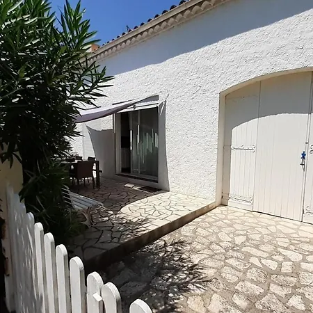 Motte Villa, Et Verdure *